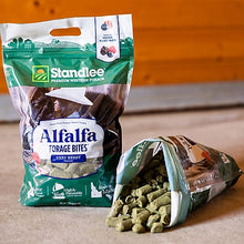 Alfalfa Forage Bites - Very Berry Flavored