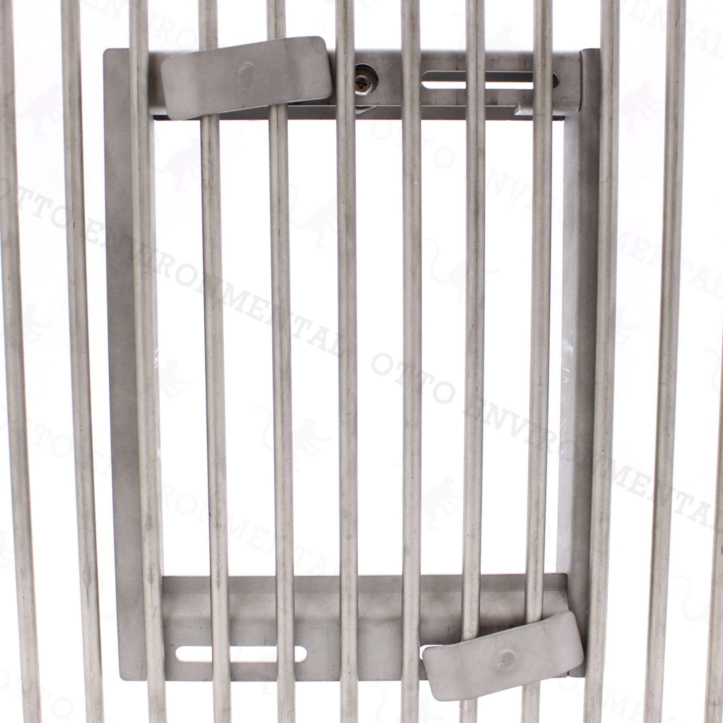 Universal Bracket - Primate Enrichment System